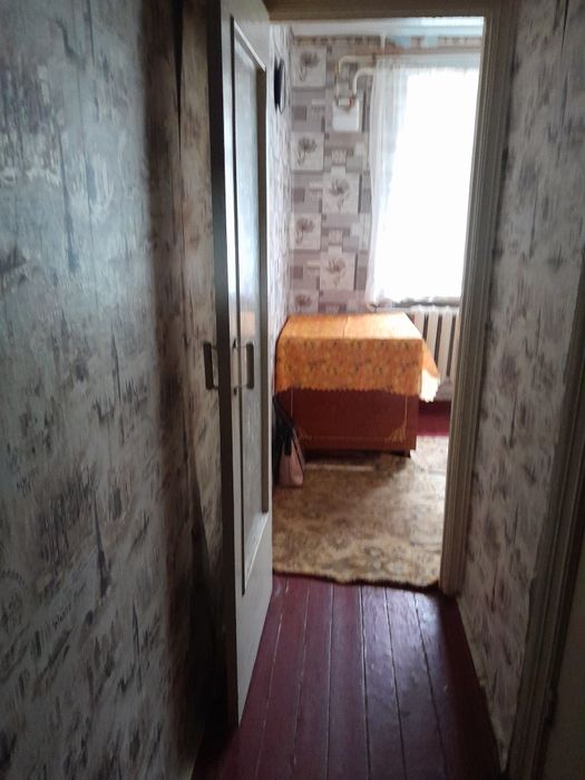 Продаю 1-комн.кв-ру 2-й этаж 5-эт.кирпичн.дома ,р-н"Зубра"