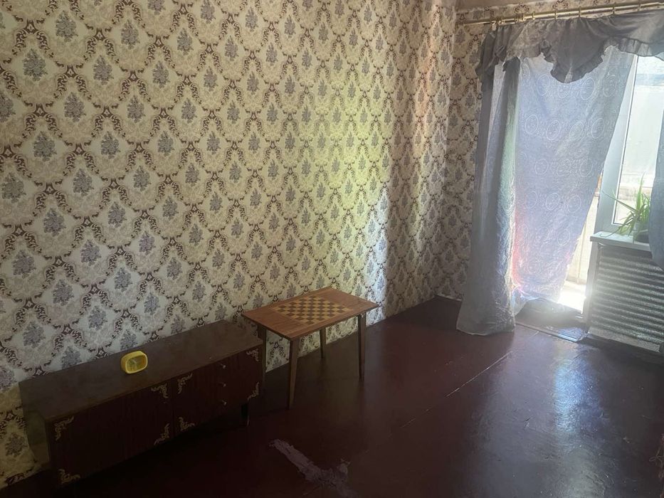 Продам 2х-кімнатну квартиру