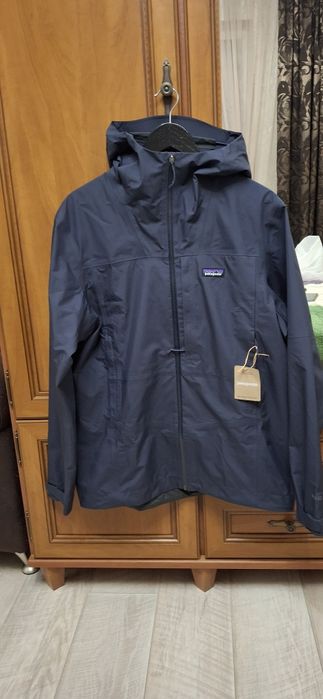 Чоловіча куртка синього кольору.Patagonia