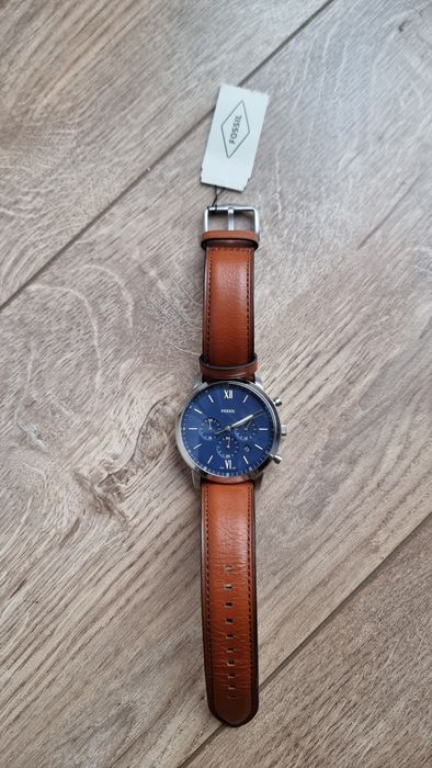 Nowy zegarek Fossil FS5453 należący do serii Neutra Chrono