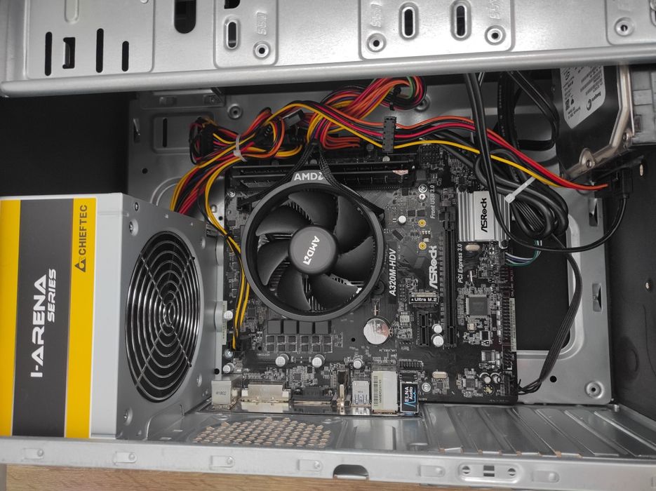 Комп'ютер потужний Ryzen 3 2200g