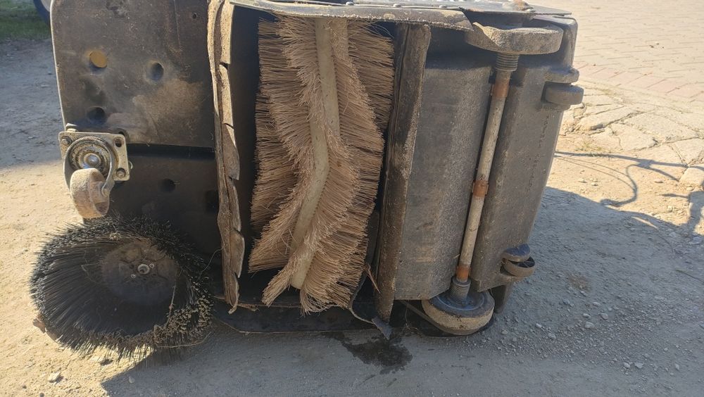 Zamiatarka kärcher KSM 750