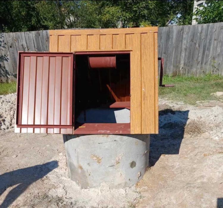 Чистка, копання та поглиблення криниць