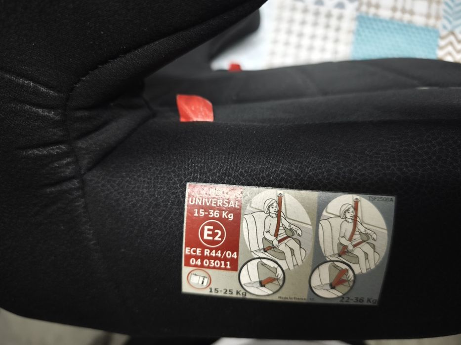 Cadeira criança automóvel