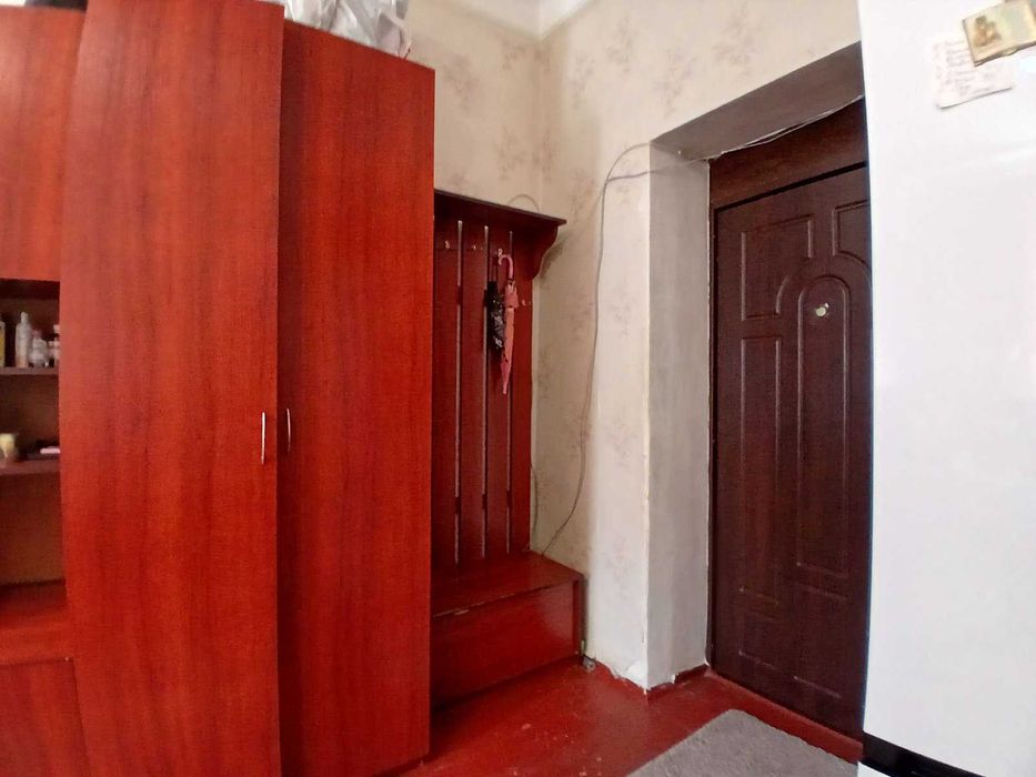Продається кімната 21 кв.м.  метро Політехнічна  КПІ