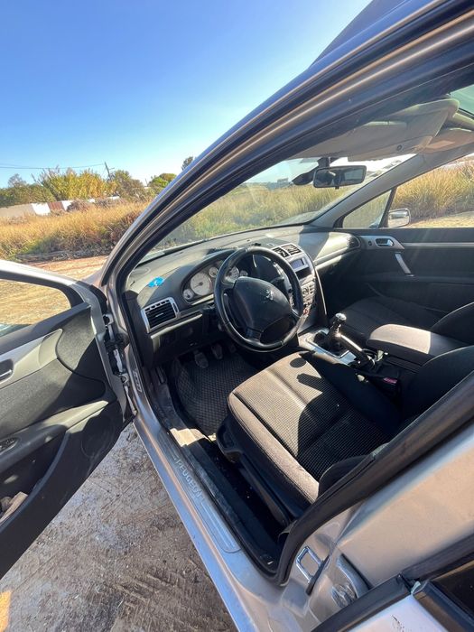 Peugeot 407 sw.