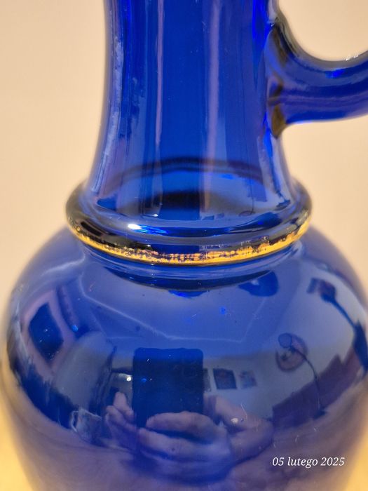 Targ staroci. Vintage. Avon szklany dzbanek z korkiem