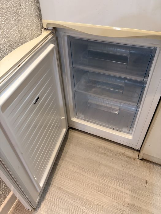 Lodówka wolnostojąca używana