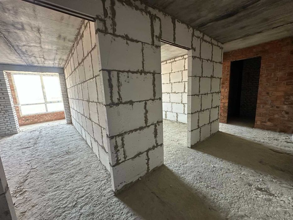 (5) Продаж 2к квартири на проспекті Юності  4422