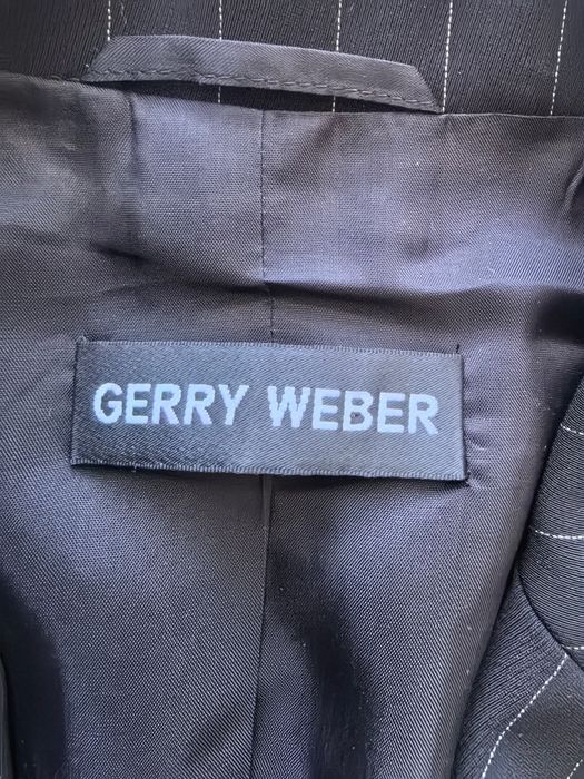Viralowy garnitur damski marki Gerry Weber rozmiar 38/40