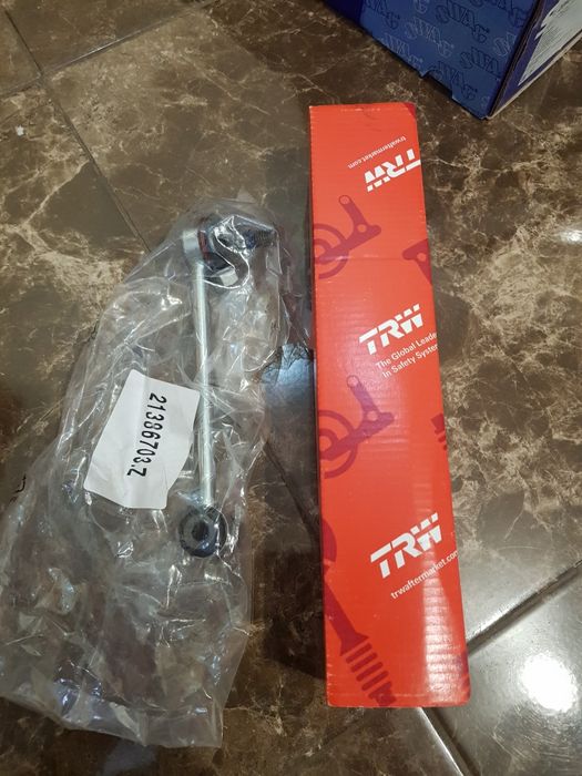 Стойка стабілізатора задня ліва trv для бмв е90