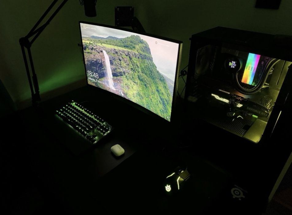 Komputer gamingowy i5 14600k/Zotac RTX 3090 + akcesoria