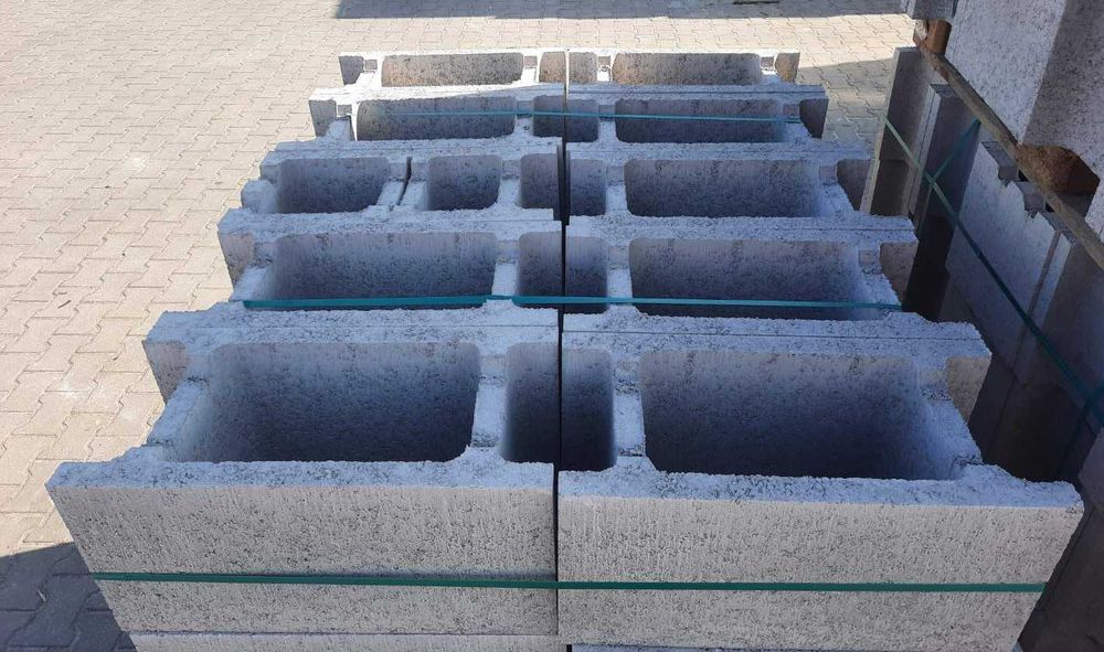 Pustak szalunkowy zalewowy 30 cm x 25cm x 50 cm , bloczek