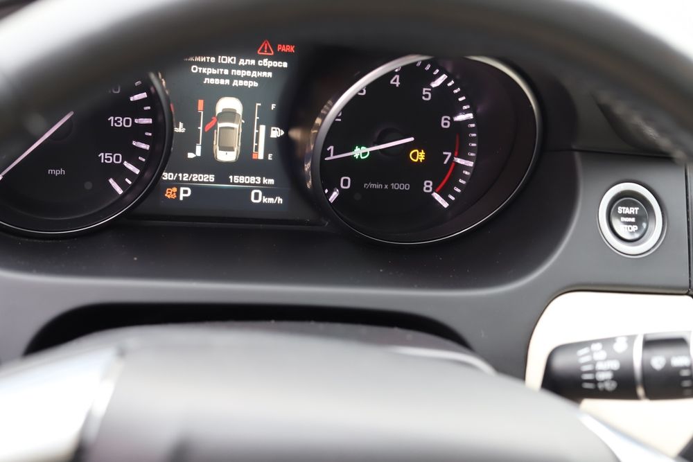 Land rover discovery sport 2016