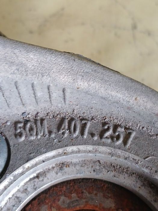 Цапфа/поворотный кулак Volkswagen Tiguan 2019 передние передние левая