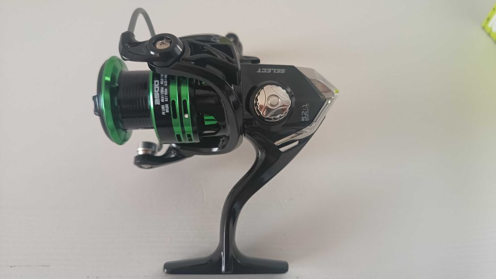Kołowrotek spinningowy Reflex 2500