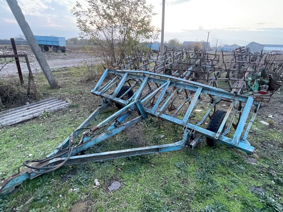 Продам культіватор КПС4.2