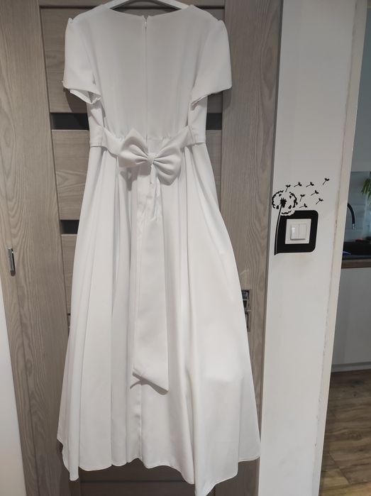 Sukienka komunijna 146