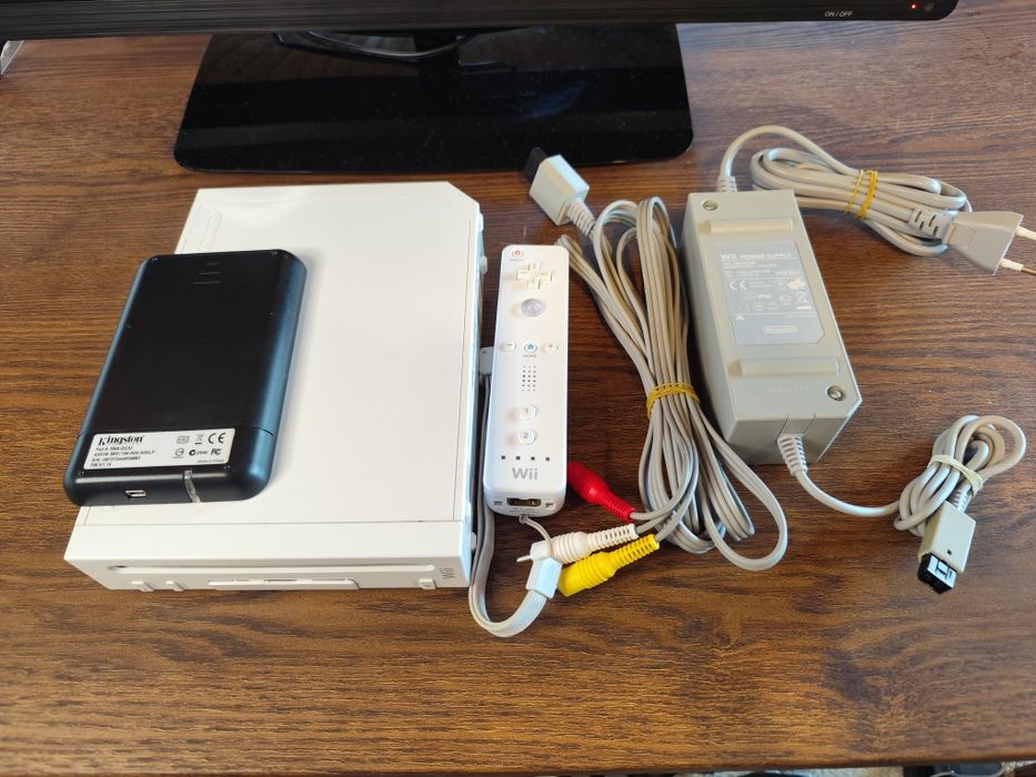 Nintendo Wii (біла) + 100 ігор | Повний комплект | Готова до гри