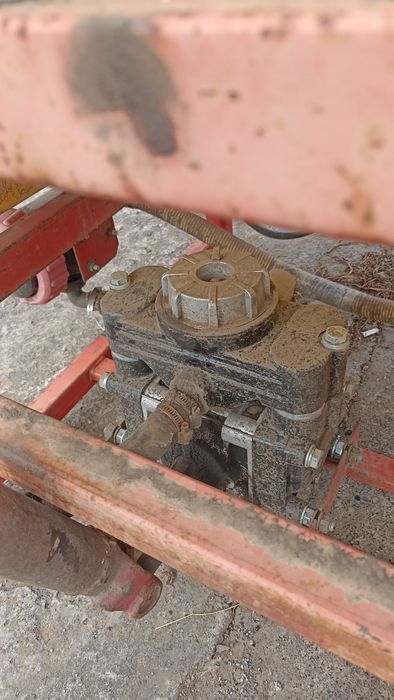 Оприскувач польський