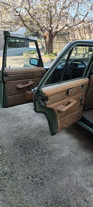 Mercedes 240D 3.0 Ano 1975