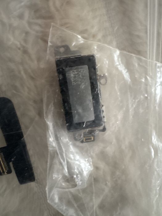 Запчастини для iphone 11pro