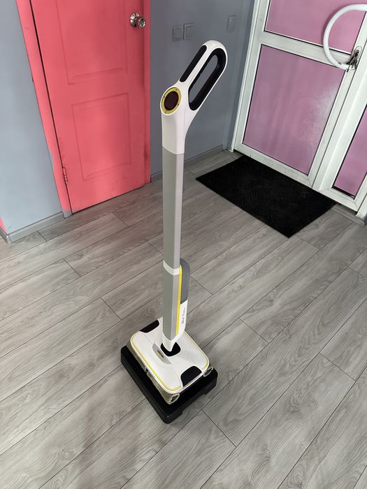 Электрошвабра Karcher FC8 Smart Signature line