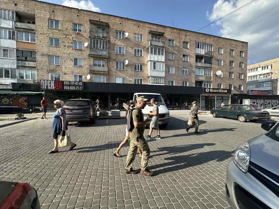 БАЗАРЧИК• КІЛЬЦЕ•Оренда комерційного приміщення