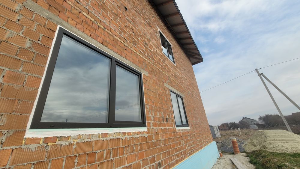 Будинок Окремостоячий Котедж