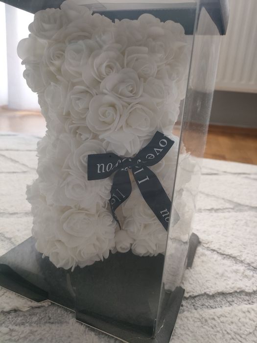 Misiu z róż biały