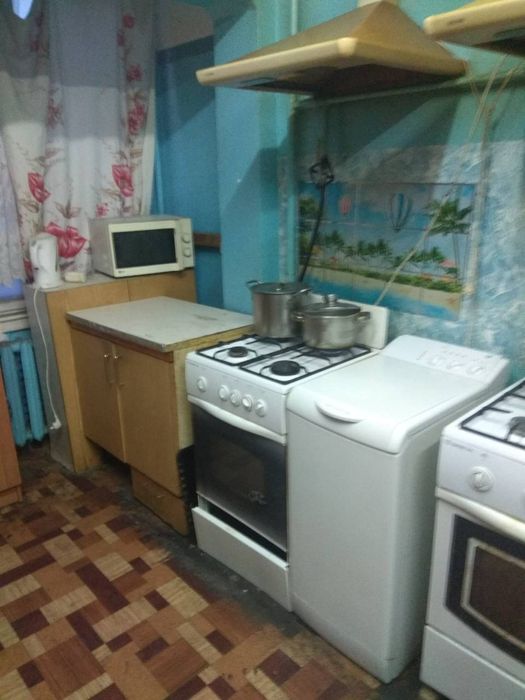 Кімната 18 м2, в комунальній квартирі. Без прож. вл-ків,  м. Оболонь