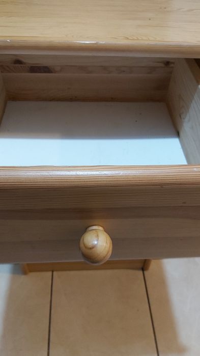 Biurko drewniane sosnowe IKEA, bardzo dobry stan, meble dziecięce