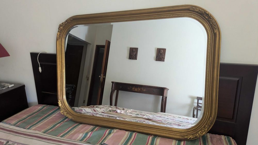 Grande Espelho dourado vintage