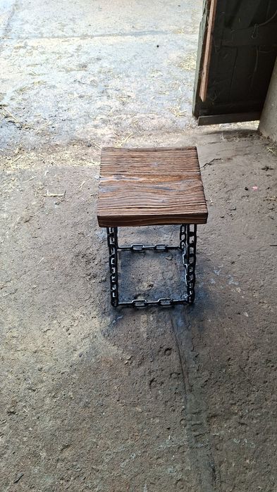 Taboret rustykal