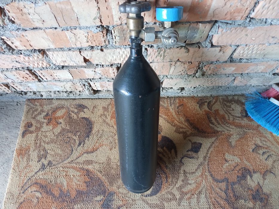 Балон маленький для С О 2