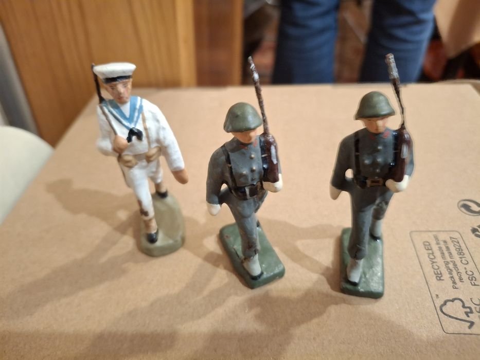 Bonecos antigos portugueses Pratas marinha exercito