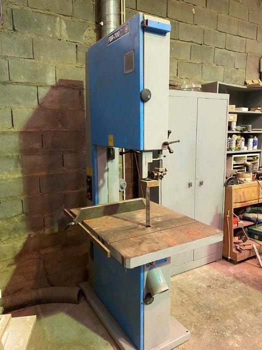 Serra de fita modelo FBR 700