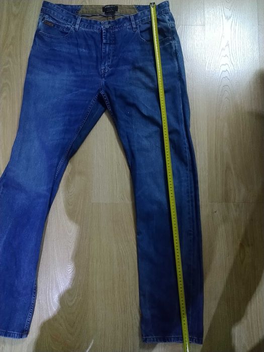 Spodnie jeansy, house, rozmiar 34/34, jak nowe