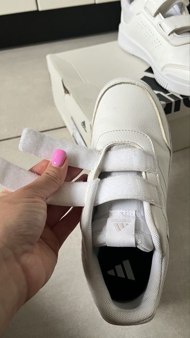 Adidas 37 розмір дитячі кросівки