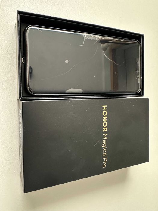 Honor Magic6 Pro 12/512GB Czarny - Uszkodzony Ekran - PL Euro RTV