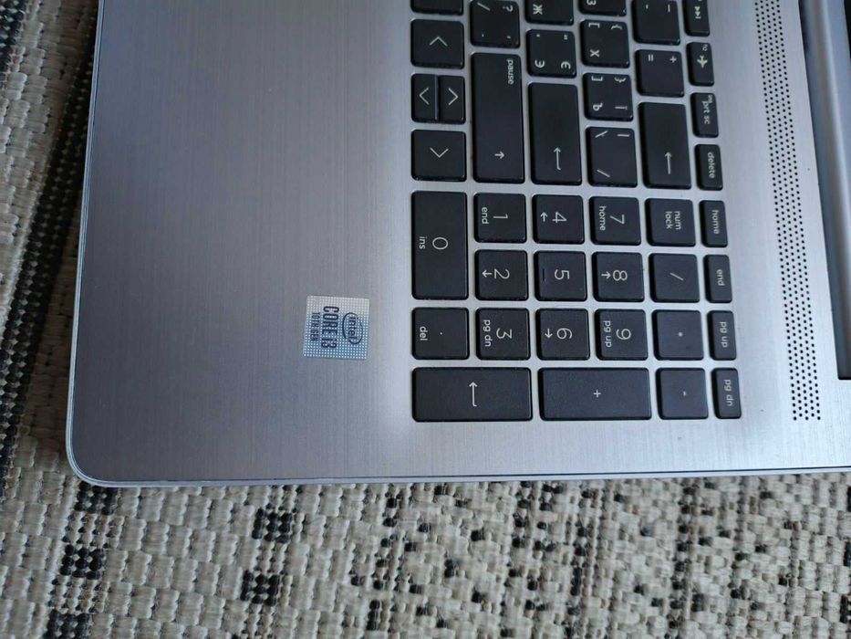 Ноутбук HP 250 G7 (i3-1005g1 / 8 Gb/ 256 Gb)