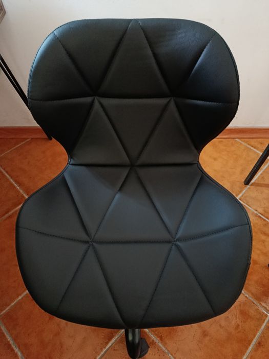 Cadeira de Escritório com rodas