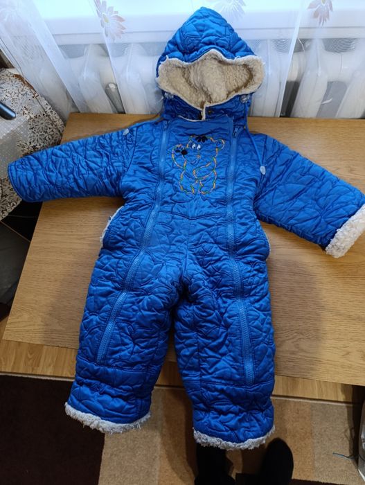 Дитячий комбінезон.