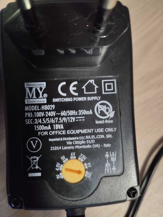 Универсальный блок питания 3 -12 в.