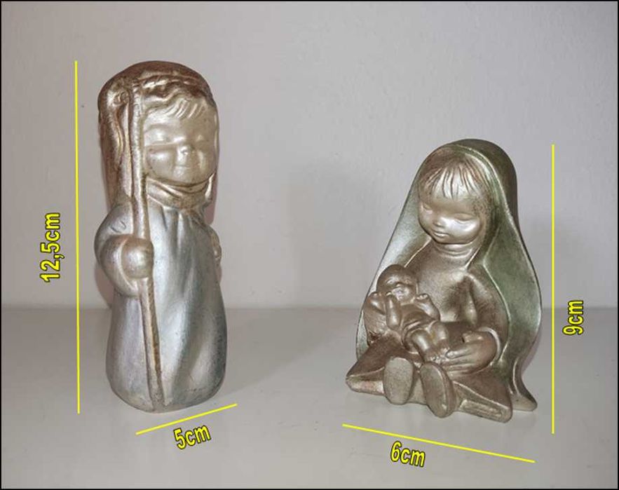 Presépio infantil de 2 figuras pequenas dimensões