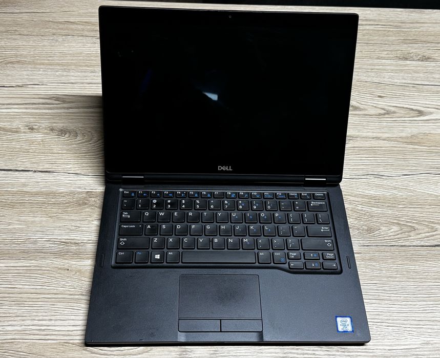 Dell Latitude 7390 2in1 Core  i7 (сенсорний)