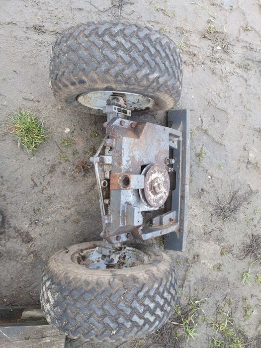 Skrzynia do traktorka kosiarki  Husqvarna Raider Jonsered Wysyłka