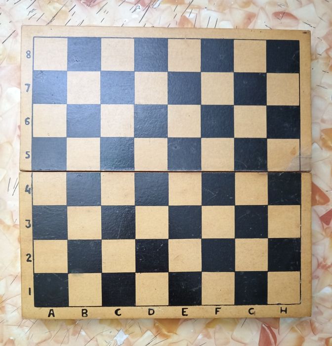 Шахмати дитячі, дошка  29х29 см