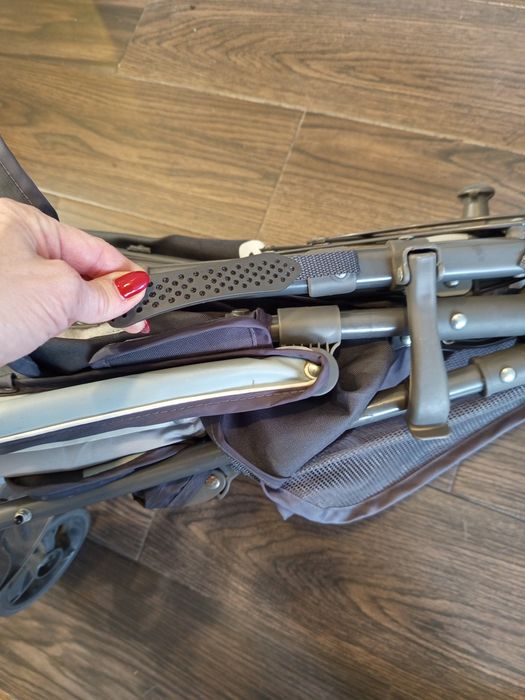 Carrinho de passeio de bebé da Brevi