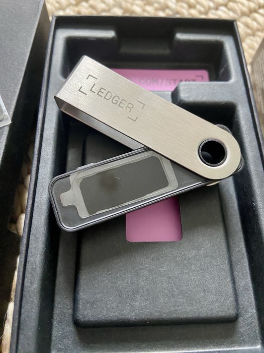Криптовалютний гаманець Ledger Nano S Plus Original Matte Black